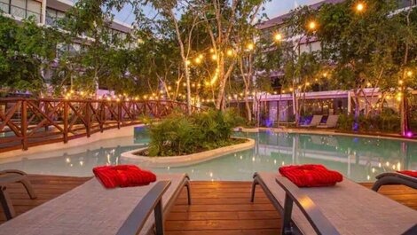 Estúdio c/piscina privada | Ginásio | Áreas verdes relaxantes