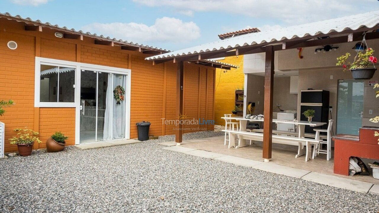 Casa para alquiler de vacaciones em Navegantes (Meia Praia)