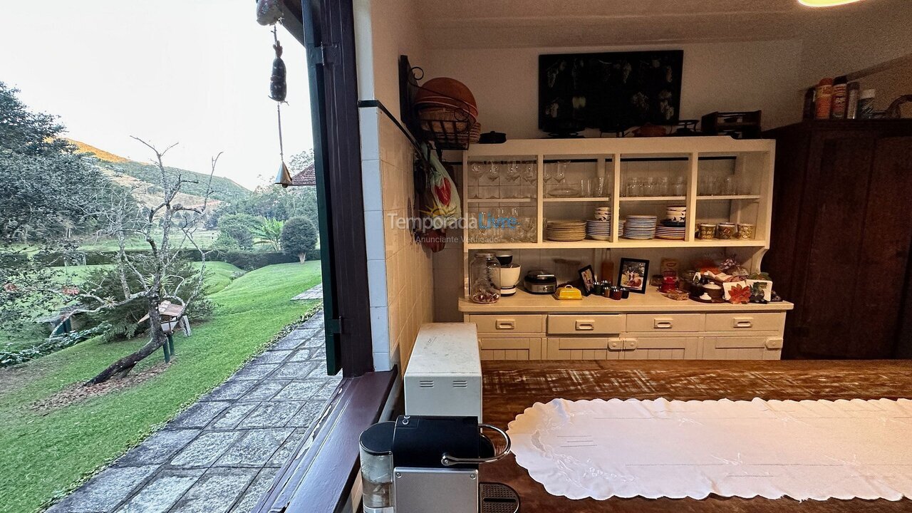 Casa para alquiler de vacaciones em Teresópolis (Santa Rita)