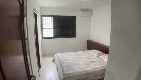 Apartamento frontal ao mar em Riviera