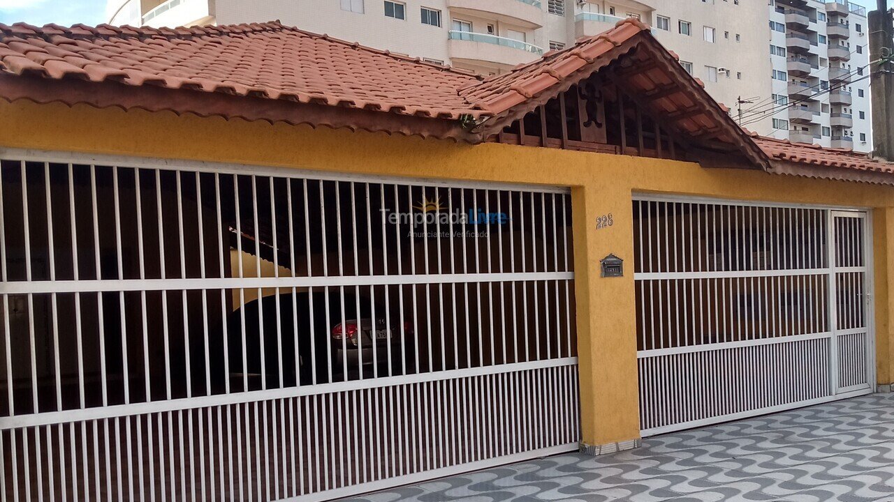 Casa para aluguel de temporada em Praia Grande (Vila Tupi)