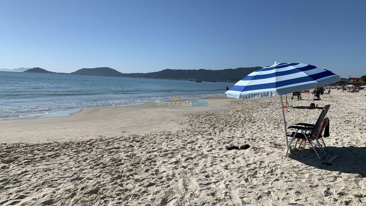 Apartamento para alquiler de vacaciones em Florianópolis (Praia de Canasvieiras)