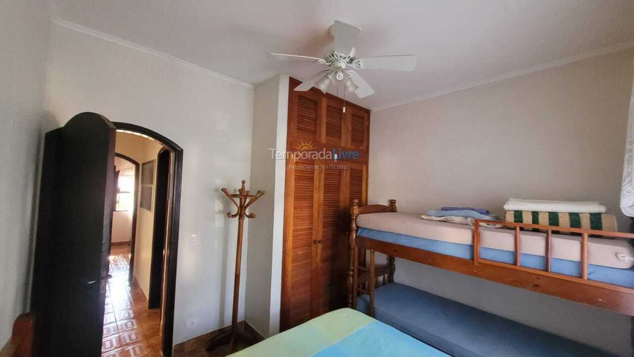 Apartamento para aluguel de temporada em Ubatuba (Maranduba)