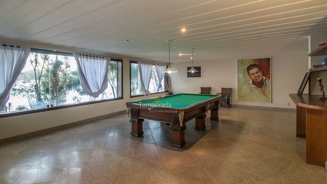Casa para alquiler de vacaciones em Armação dos Búzios (Praia da Ferradura)