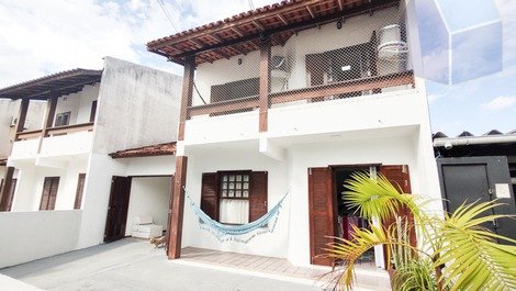 House 2 floors with 3 bedrooms 150mts from Cachoeira do Bom Jesus beach
