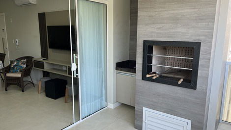 Lindo Apartamento 2 suítes na Praia de Mariscal