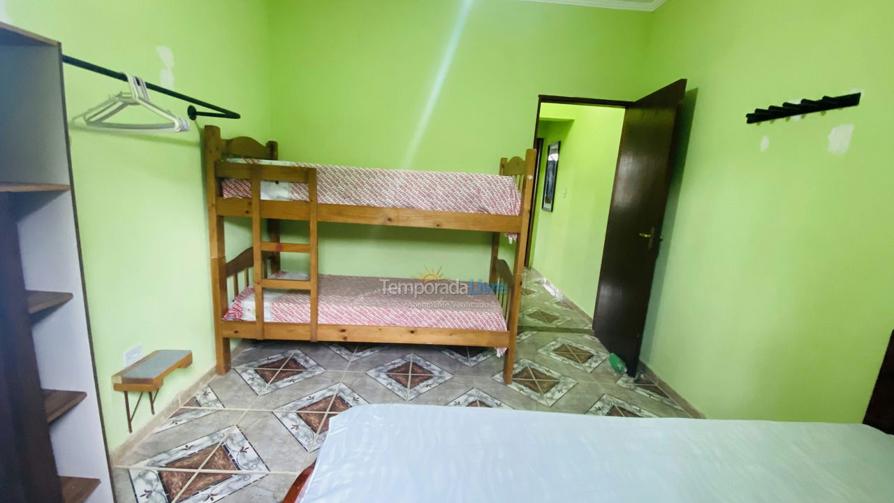 House for vacation rental in Itanhaém (Balneário California)