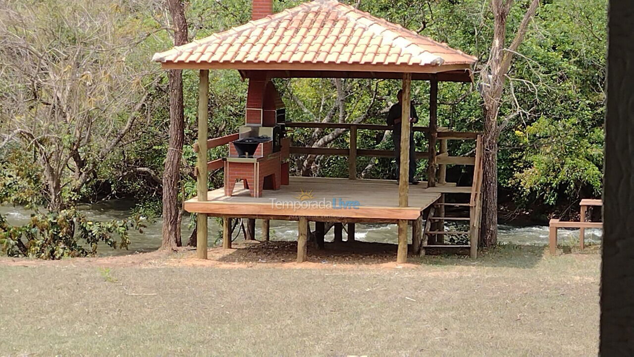 Granja para alquiler de vacaciones em Reginópolis (Palmital)