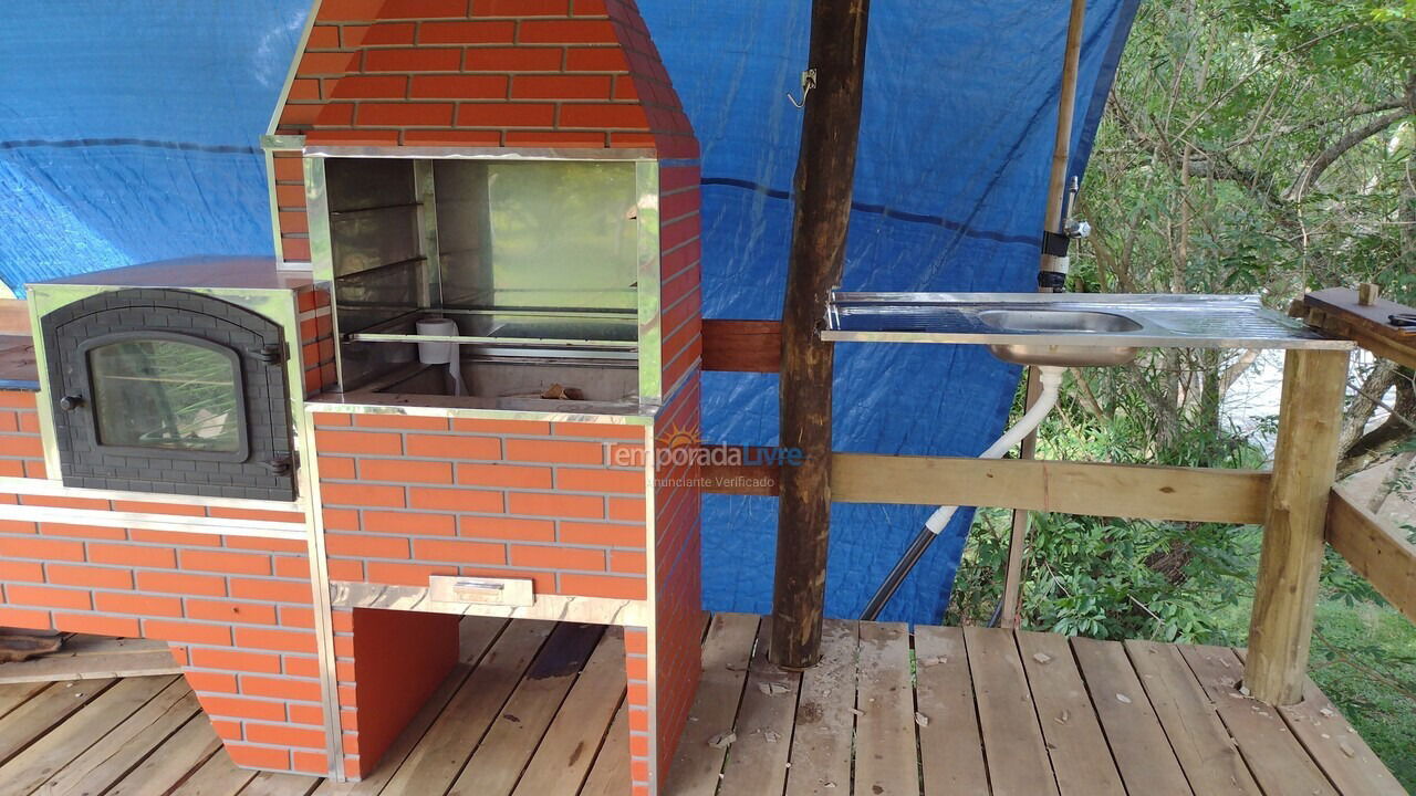 Granja para alquiler de vacaciones em Reginópolis (Palmital)