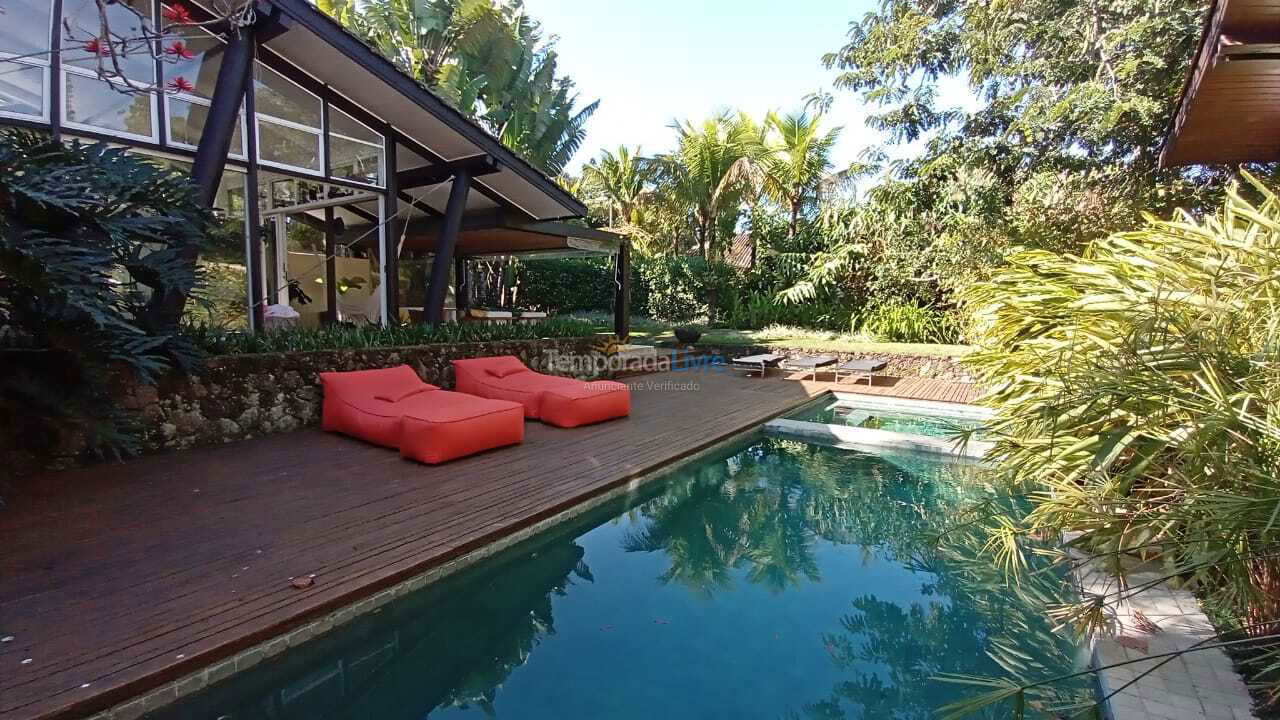 Casa para aluguel de temporada em São Sebastião (Praia da Baleia)