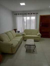 Beautiful Semi-Detached with Ac in the suite, Wi-Fi, + 2 bedrooms, barbecue