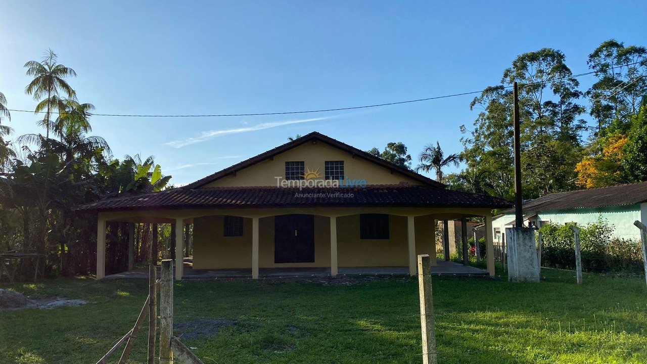 Chácara / sítio para aluguel de temporada em Iguape (Casemiro Teixeira Km 48100)