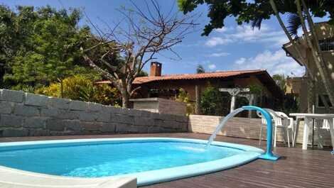 Casas de vacaciones en alquiler con 5 dormitorios y piscina, Canto Grande