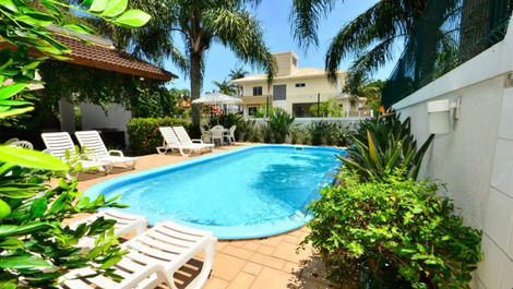 HERMOSA CASA CON PISCINA EN JURERE TEMPORADA INTERNACIONAL