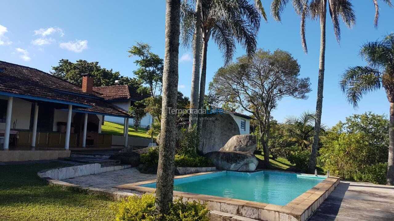 Ranch for vacation rental in São Roque (Canguera)