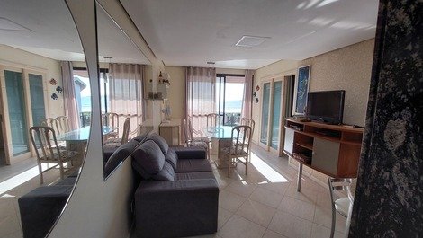 Apartment 2 bedrooms with access to the sea