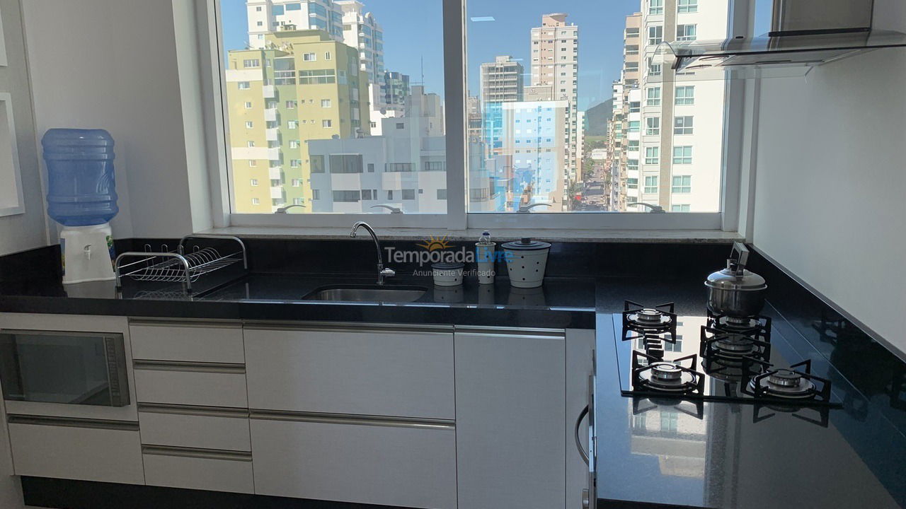 Apartamento para alquiler de vacaciones em Itapema (Meia Praia)