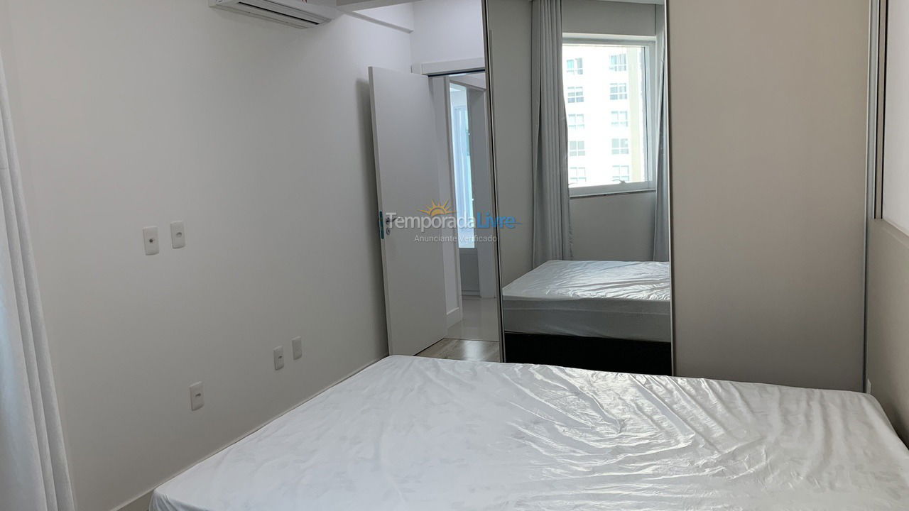 Apartamento para alquiler de vacaciones em Itapema (Meia Praia)