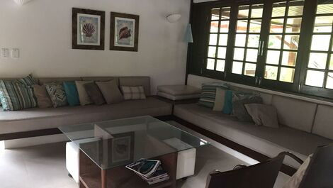 Comfort and convenience 4 suites in Praia do forte