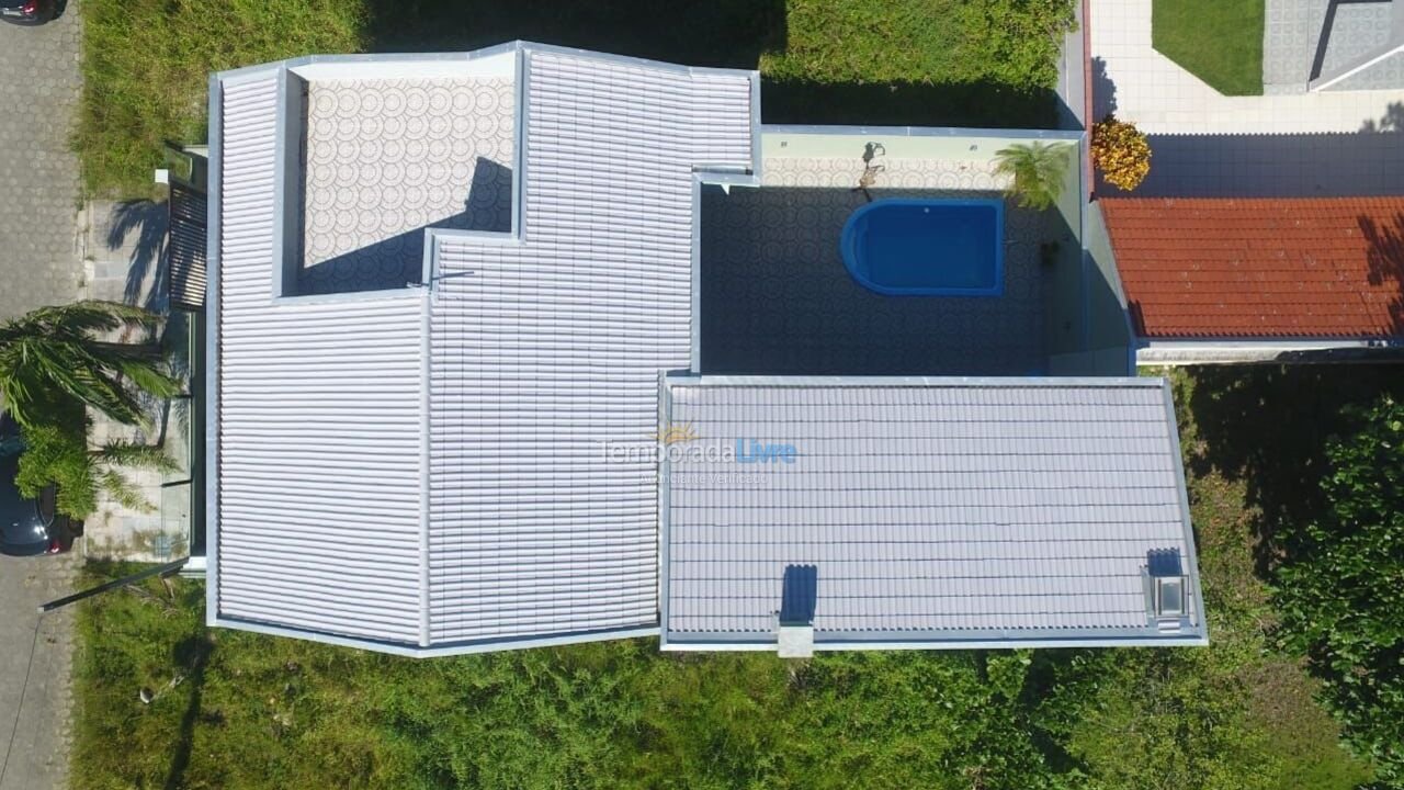 Casa para aluguel de temporada em Pontal do Paraná (Shangrilá)