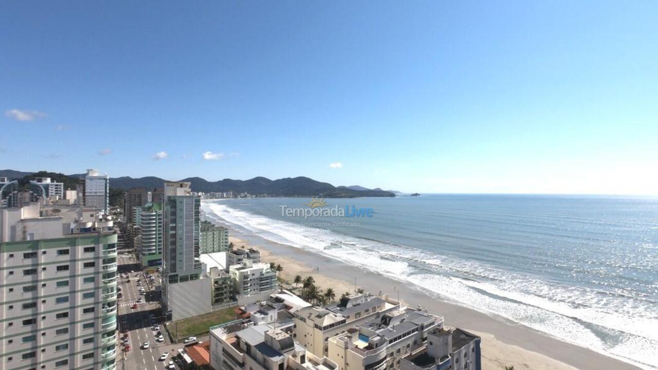 Apartamento para aluguel de temporada em Itapema (Meia Praia)