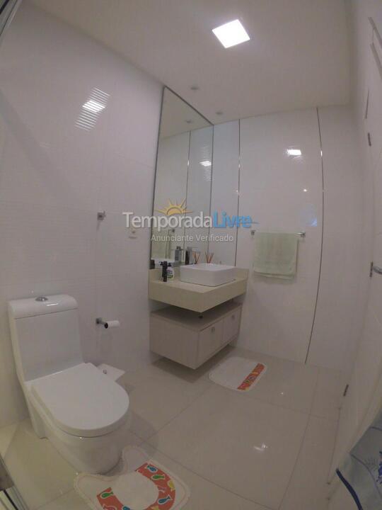 Apartamento para aluguel de temporada em Itapema (Meia Praia)