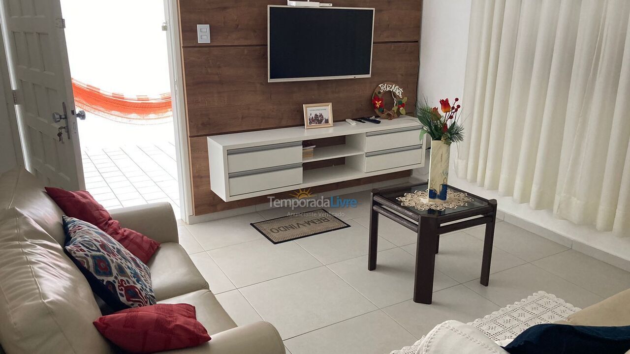 Casa para aluguel de temporada em Itapema (Meia Praia)