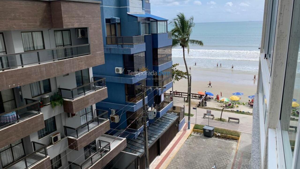Apartment for vacation rental in Itapema (Meia Praia)