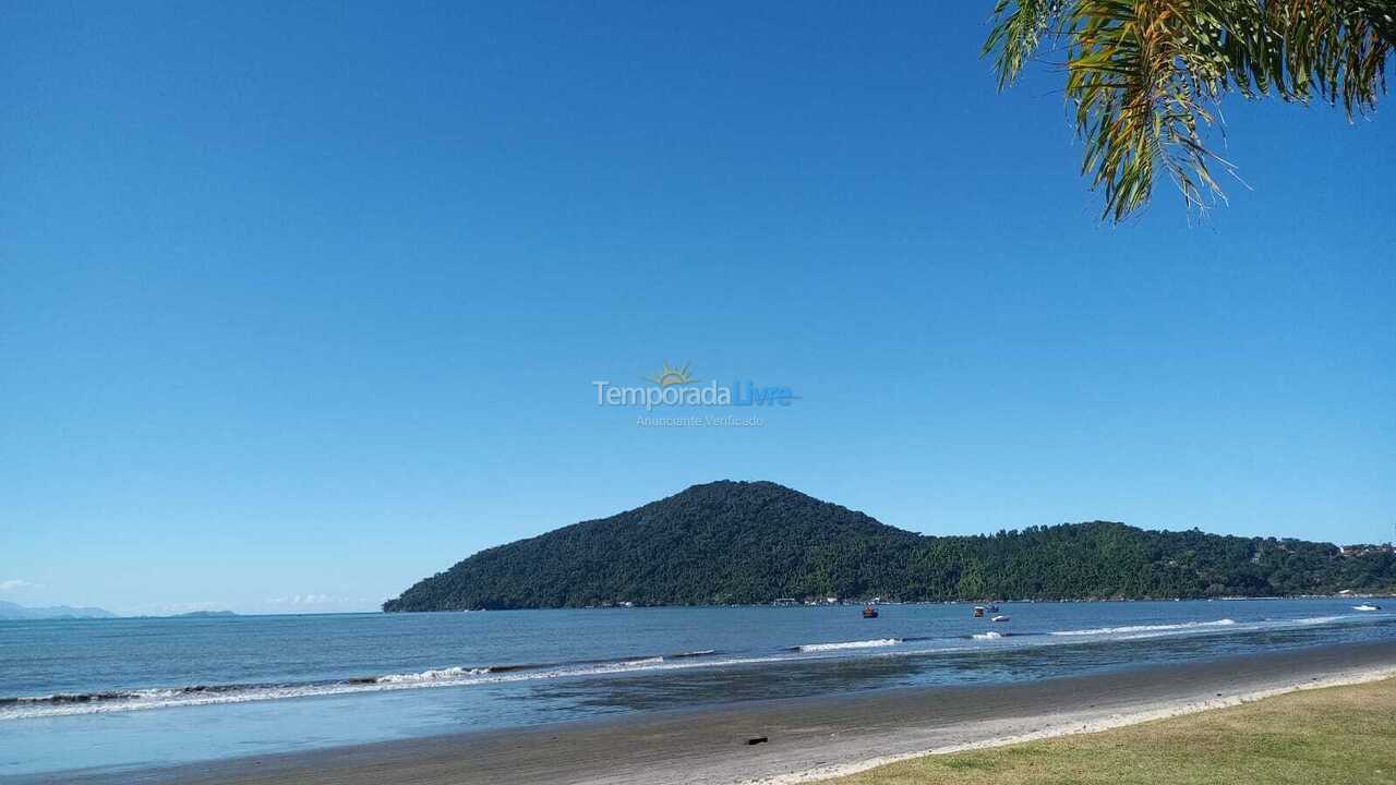 Apartment for vacation rental in Ubatuba (Praia Grande)