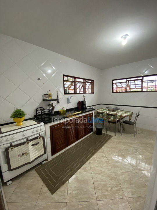 Casa para aluguel de temporada em São Pedro da Aldeia (Praia Linda)