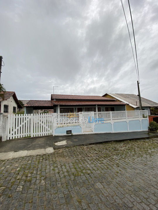 Casa para aluguel de temporada em São Pedro da Aldeia (Praia Linda)