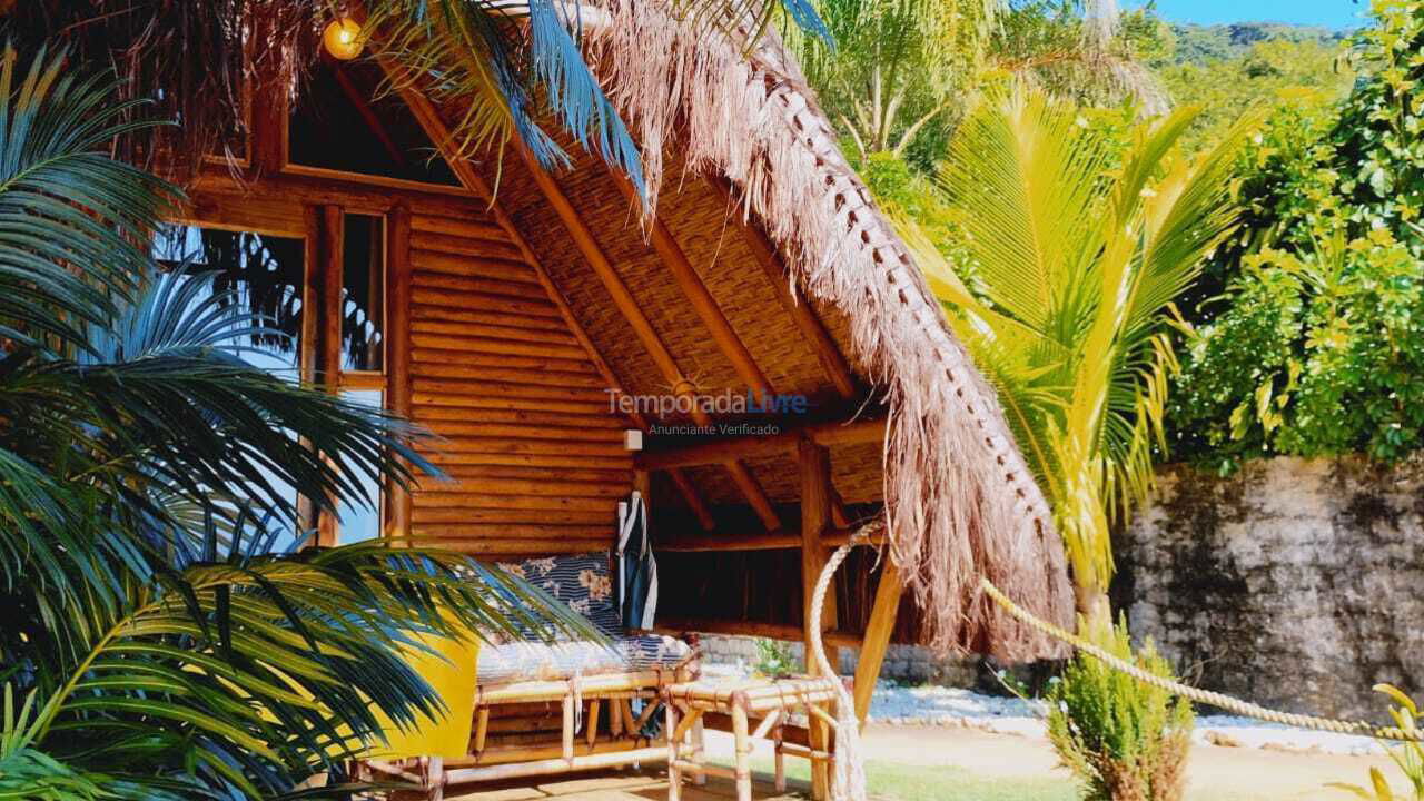 Casa para alquiler de vacaciones em Angra dos Reis (Praia de Araçatiba)