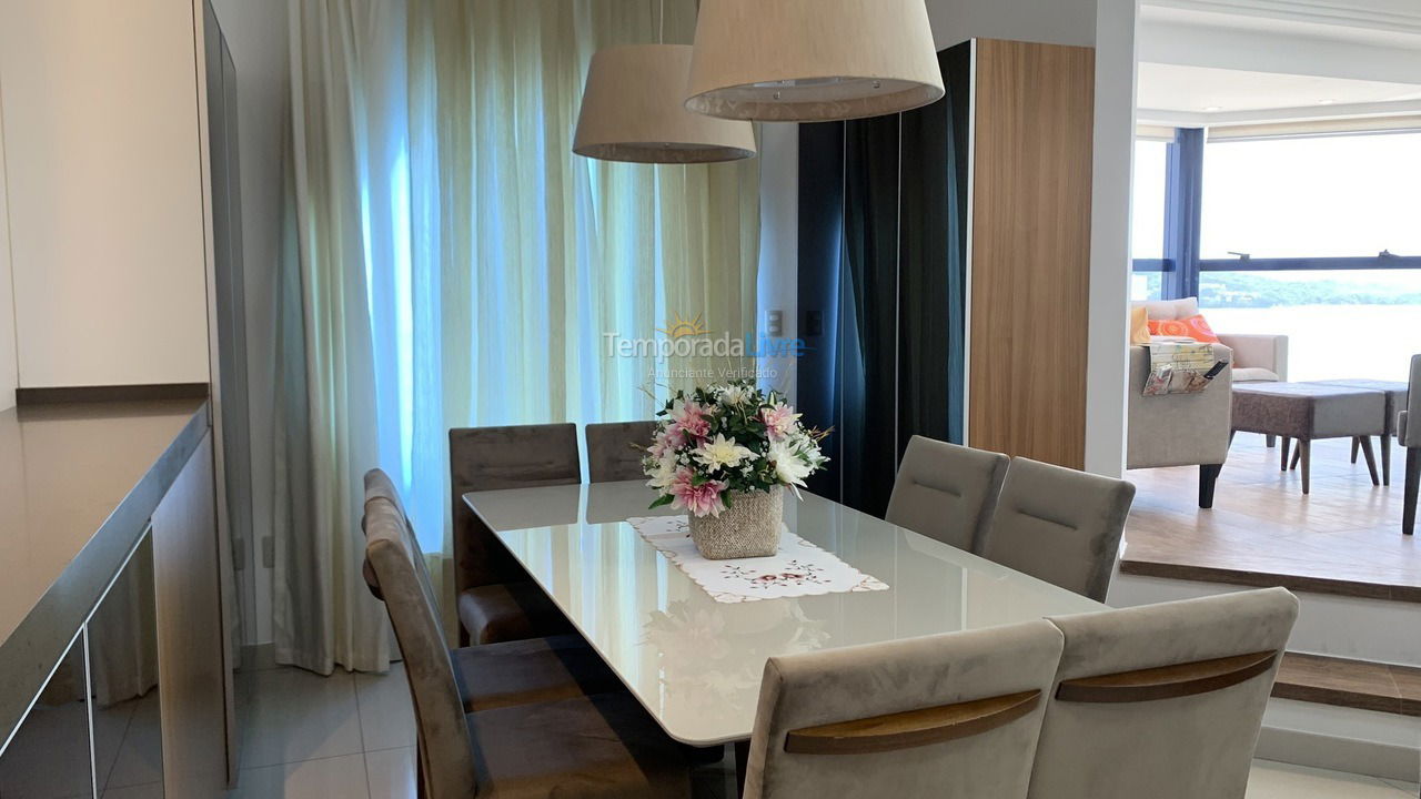 Apartment for vacation rental in Itapema (Meia Praia)