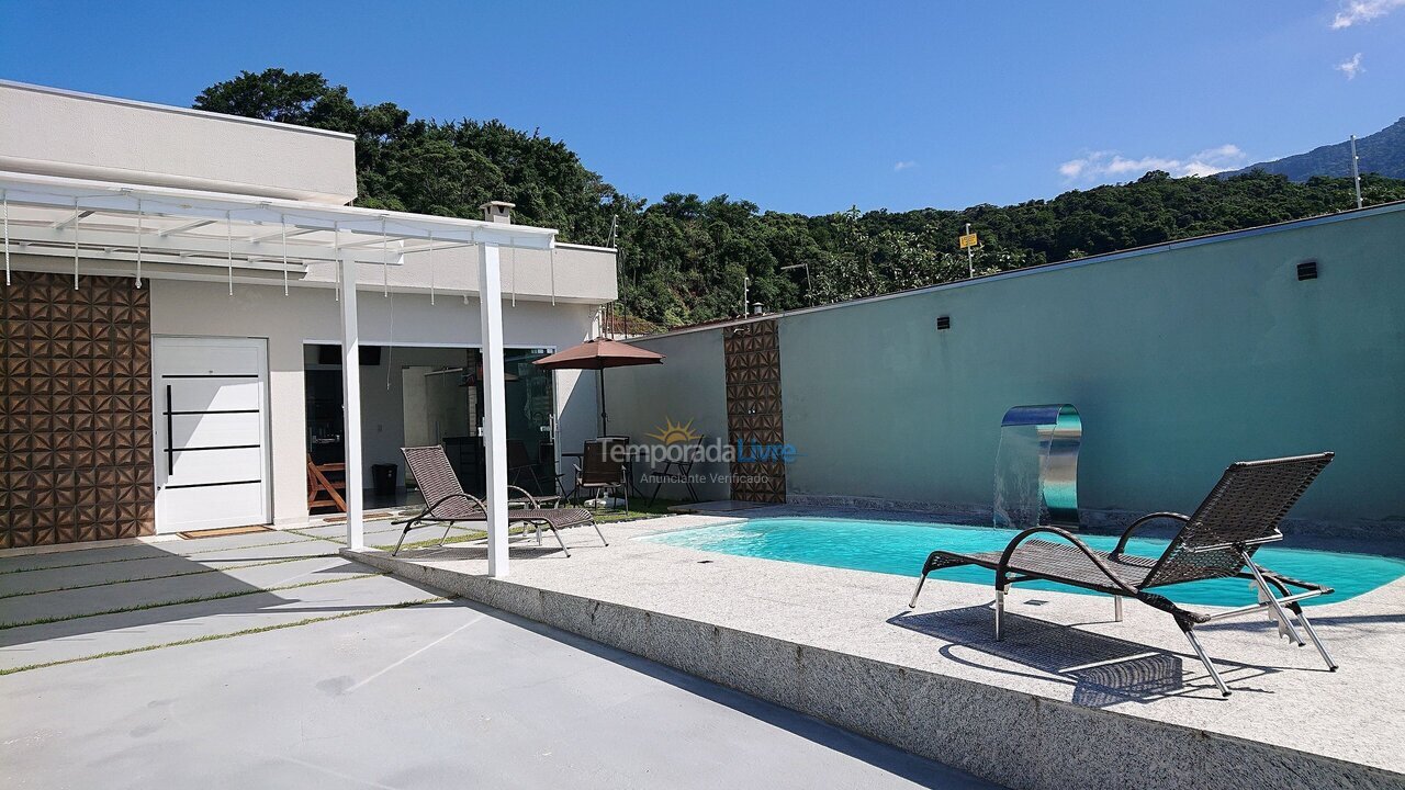 House for vacation rental in Caraguatatuba (Jardim do Sol Massaguaçu)