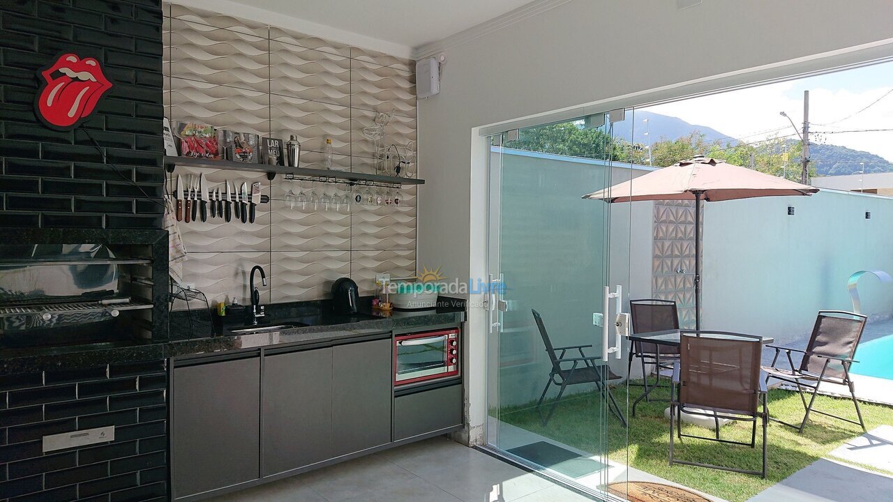 House for vacation rental in Caraguatatuba (Jardim do Sol Massaguaçu)