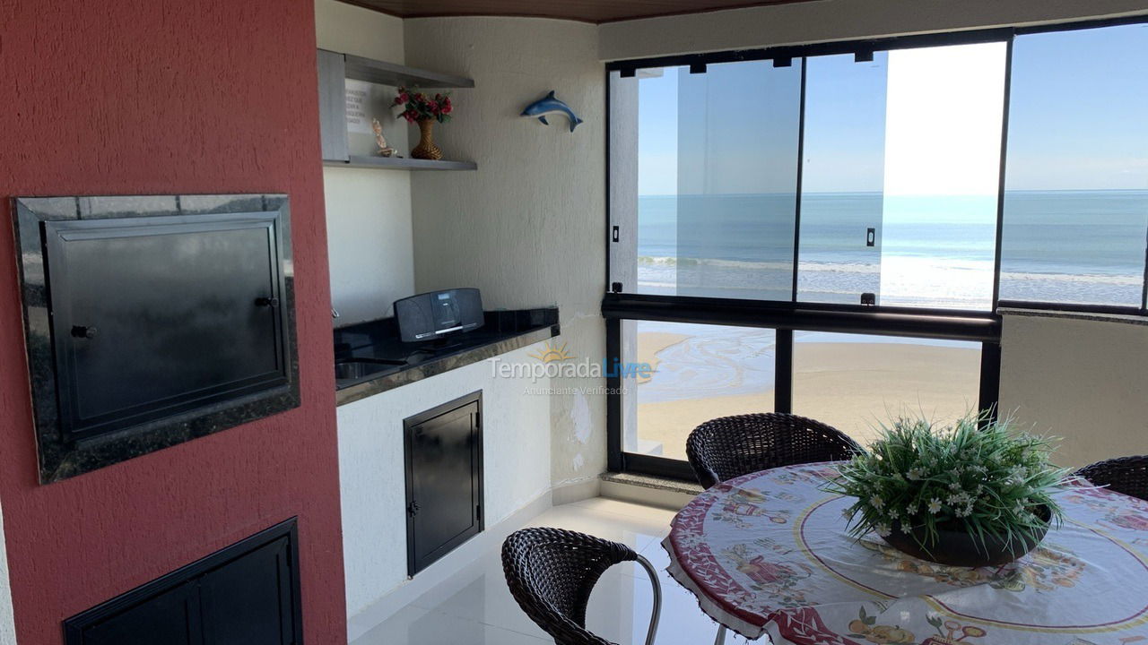 Apartamento para aluguel de temporada em Itapema (Meia Praia)