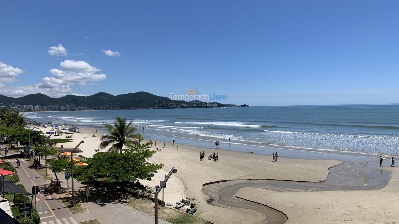 Apartamento para aluguel de temporada em Itapema (Meia Praia)