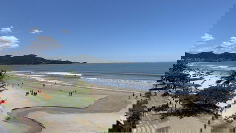 PÉ NA AREIA 3 DORMITÓRIOS