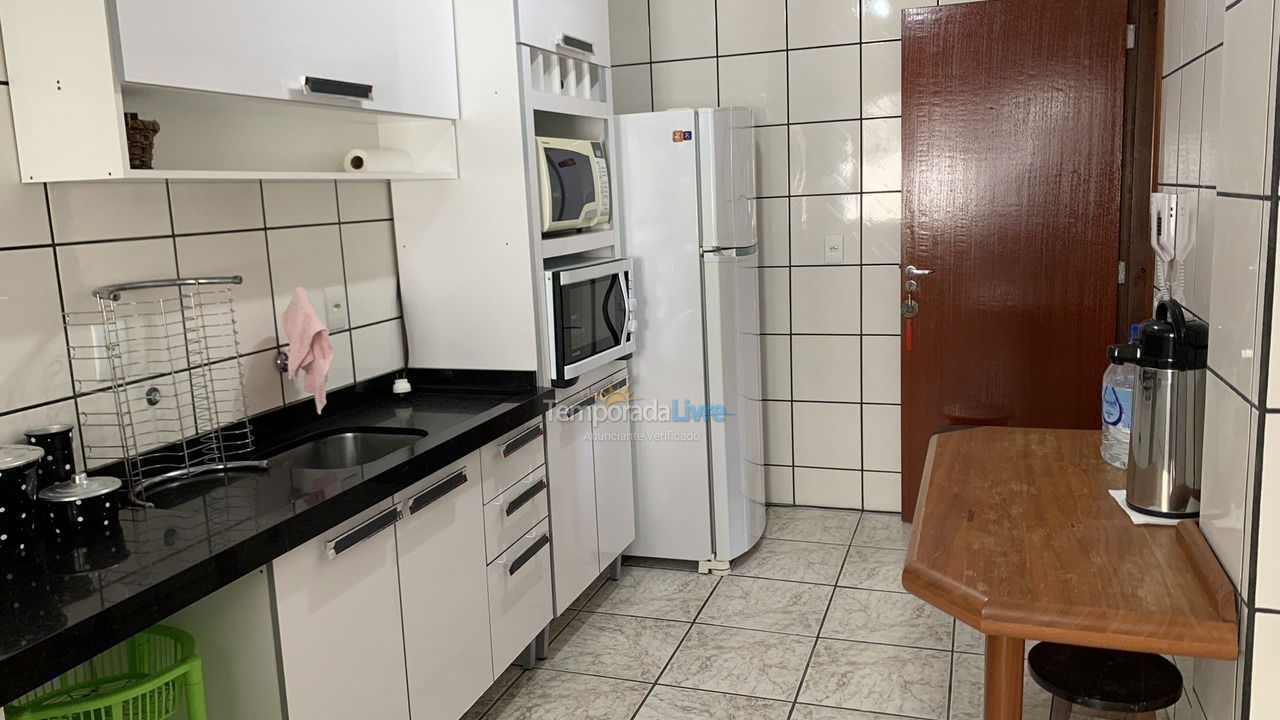 Apartamento para alquiler de vacaciones em Itapema (Meia Praia)