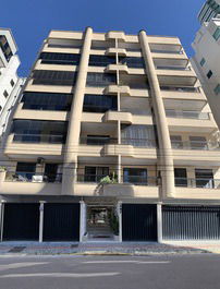 APARTAMENTO EN EL CORAZÓN DE MEIA PRAIA