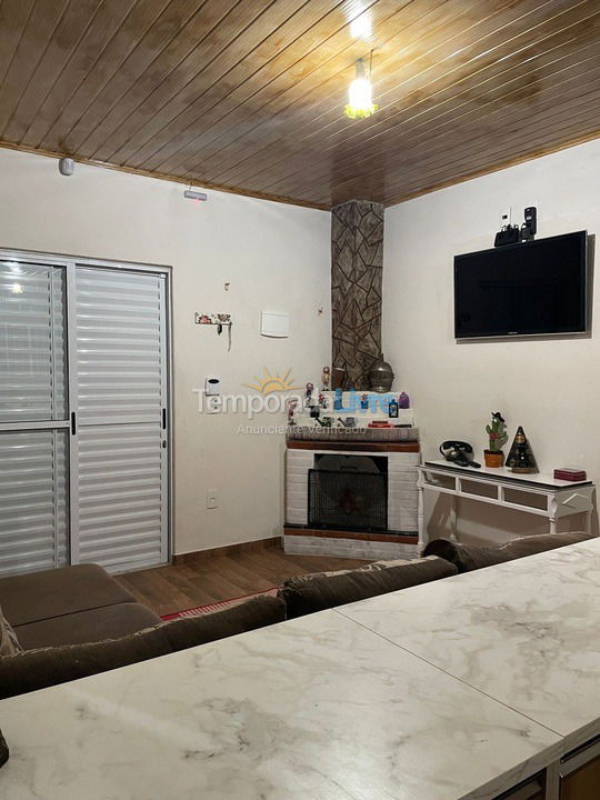 Casa para alquiler de vacaciones em Camanducaia (Monte Verde)