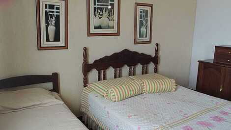 Apt kitnet type furnished (large bedroom, kitchen, and bathroom.