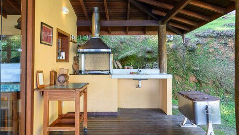 House standing on the sand, with exclusive beach in Paraty