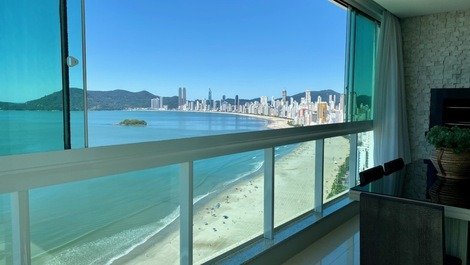¡Frente al mar! ¡Lujo En Las Alturas! Maravillosa Vista; Balcón + Barbacoa; 4 Suites