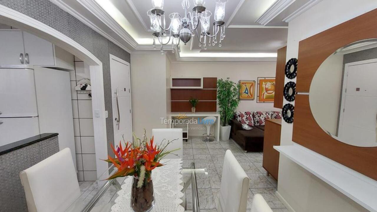 Apartamento para aluguel de temporada em Itapema (Meia Praia)