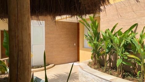 House in a condominium close to the center and beach of Juquehy!