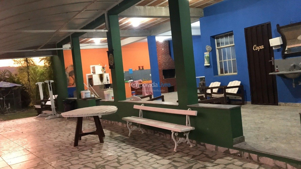 Chácara / sítio para aluguel de temporada em Esmeraldas (Melo Viana)