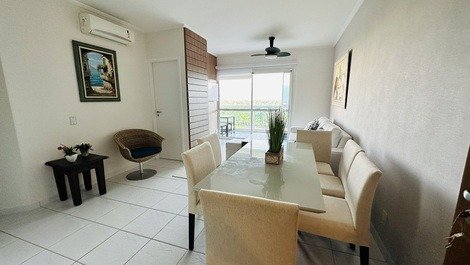 Apartment in Riviera (one block from the beach)