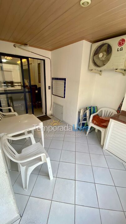 Apartment for vacation rental in Itapema (Meia Praia)