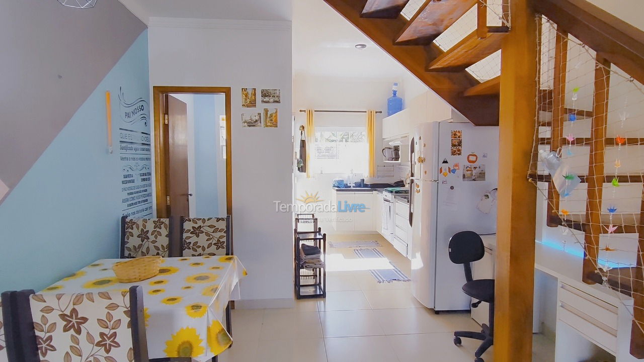 House for vacation rental in Caraguatatuba (Praia Martim de Sá)